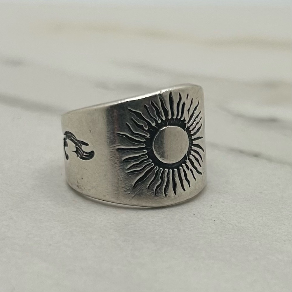 Vintage Sterling Silver Celestial Sun Sunburst Cigar Ring Wide Band Size 7.5